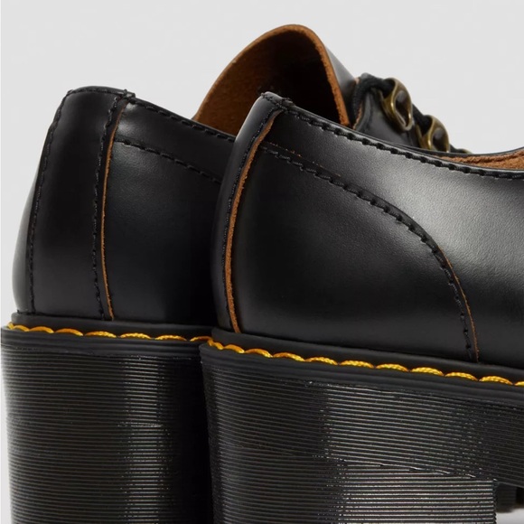 NWOB Doc Martens Leona Lo Vintage Smooth Leather Heeled Shoes Size 6 - Picture 7 of 13